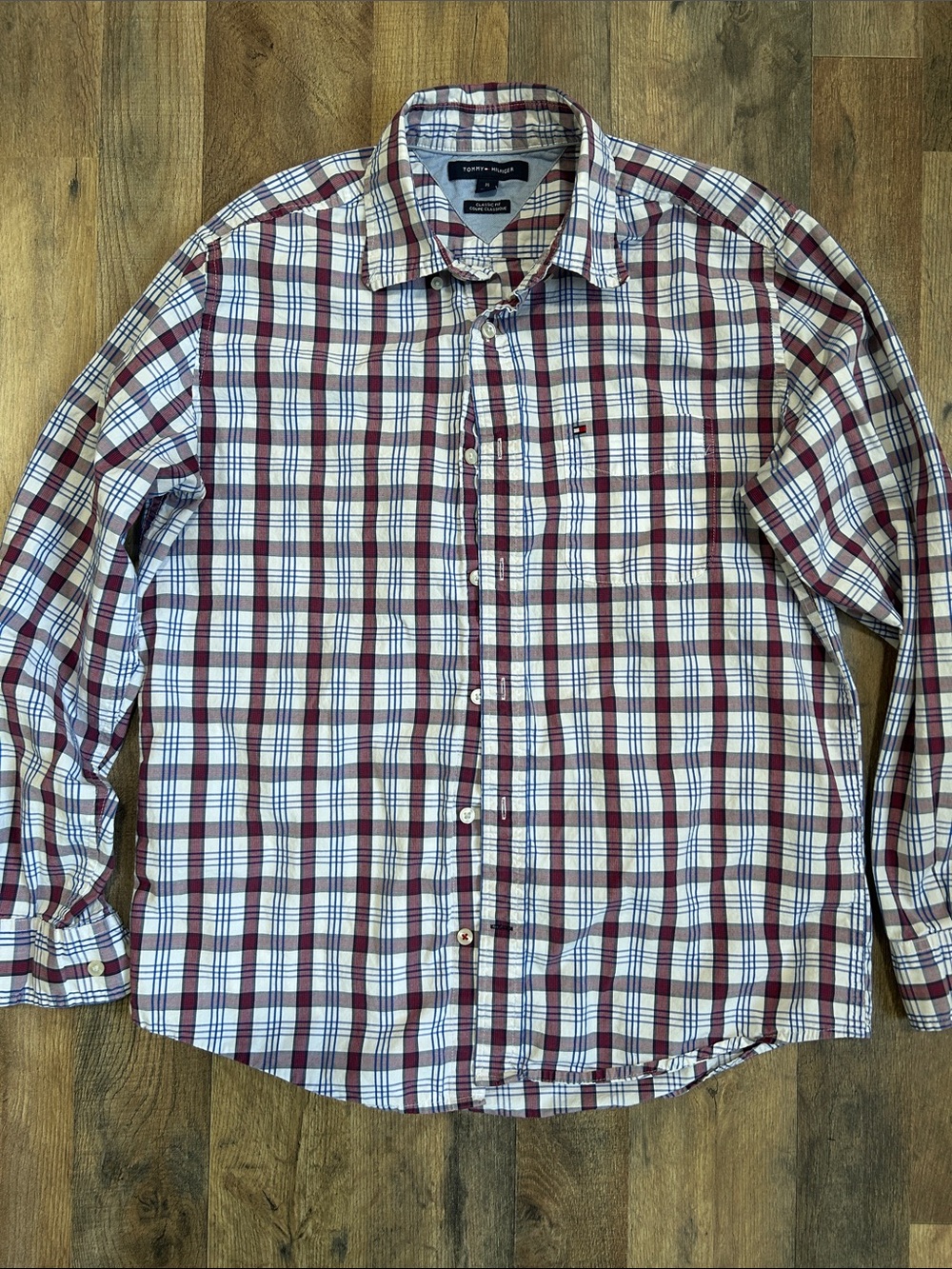 Tommy Hilfiger Men’s Red and White Plaid Button-Down Shirt